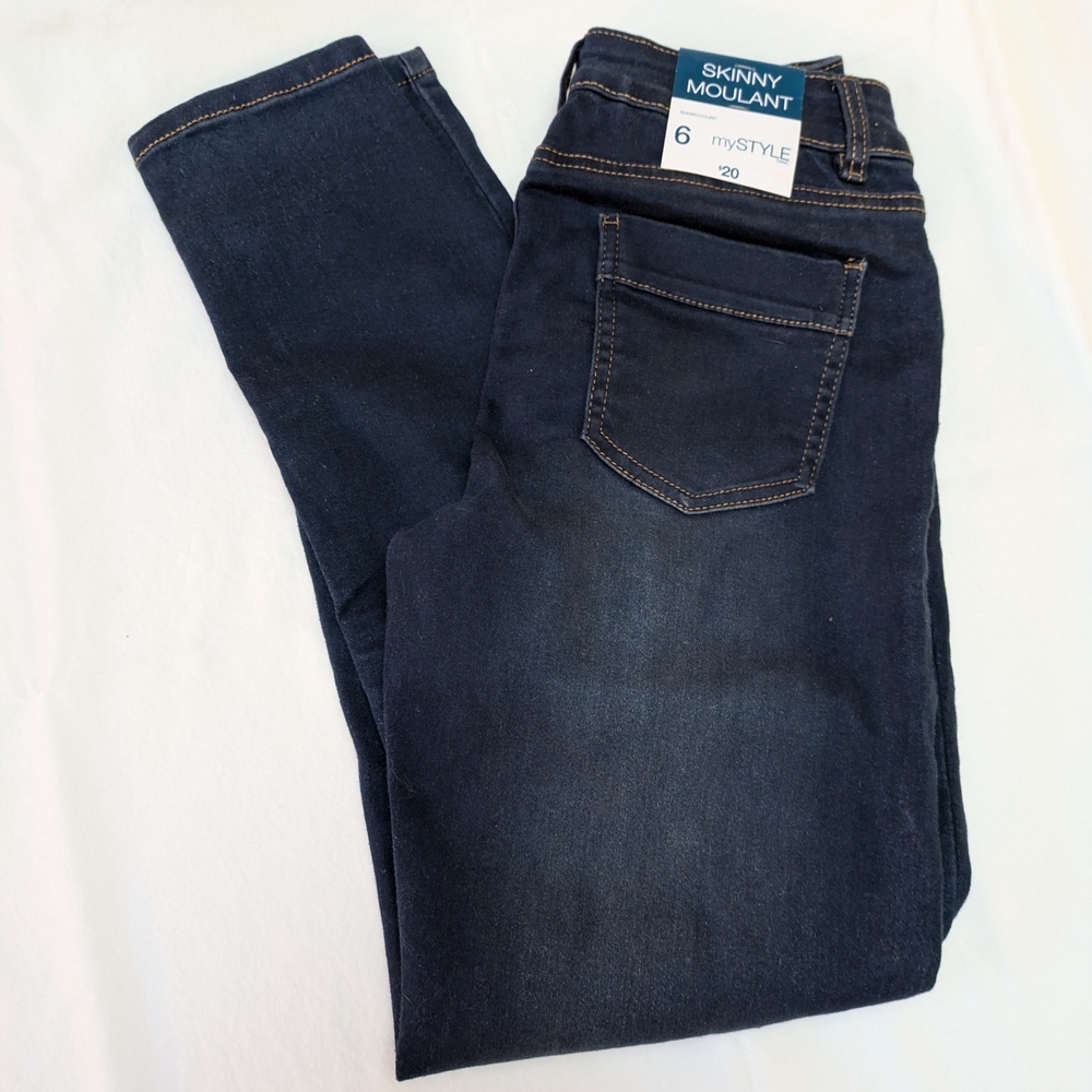 5 For $20 NWT Dark Blue Jeans Size 6